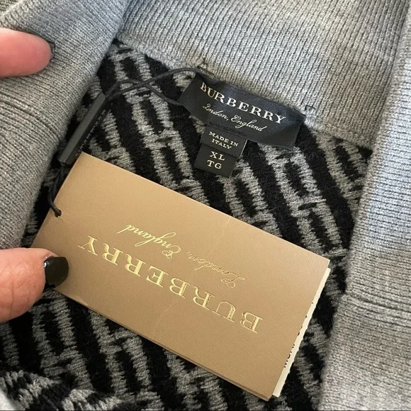 NWT BURBERRY gray black cable knit one shoulder asymmetrical sweater size XL
